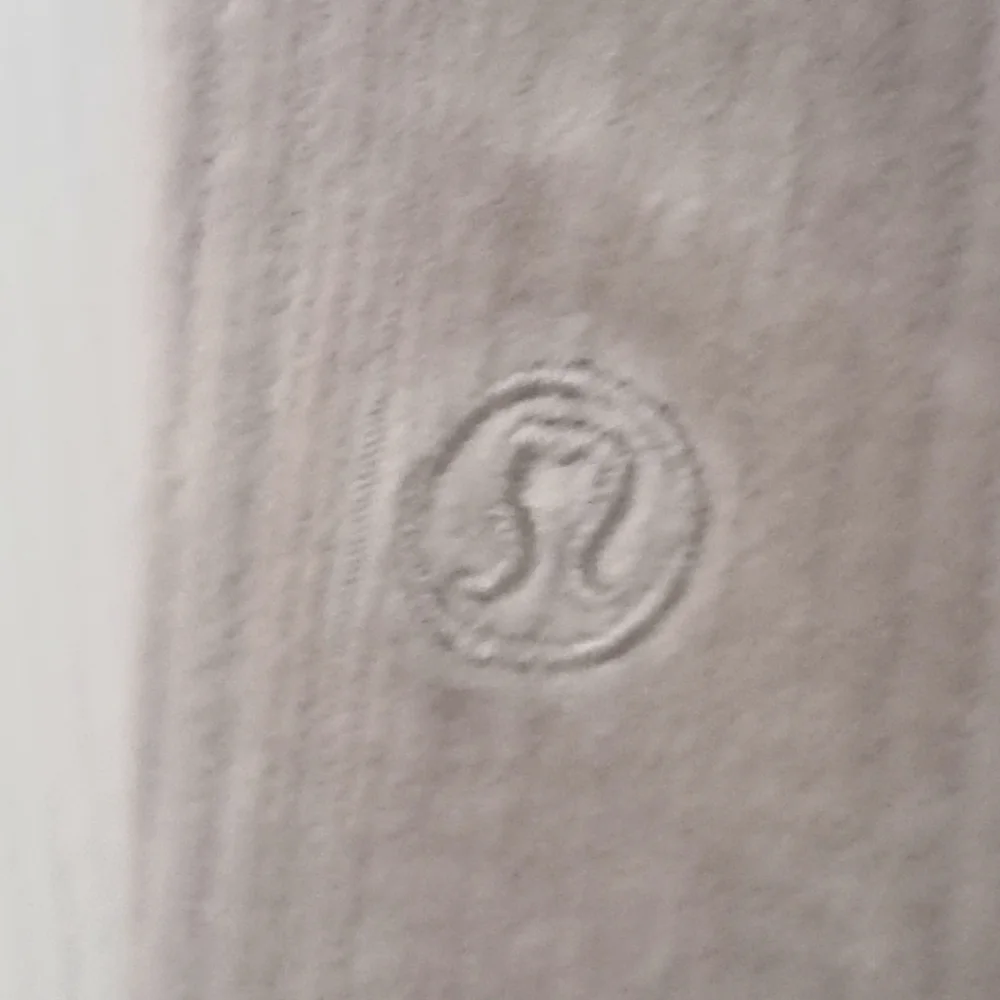 Lululemon Wide Leg Ribbed Tan Soft High Rise Athleisure Pants.  Size 8.